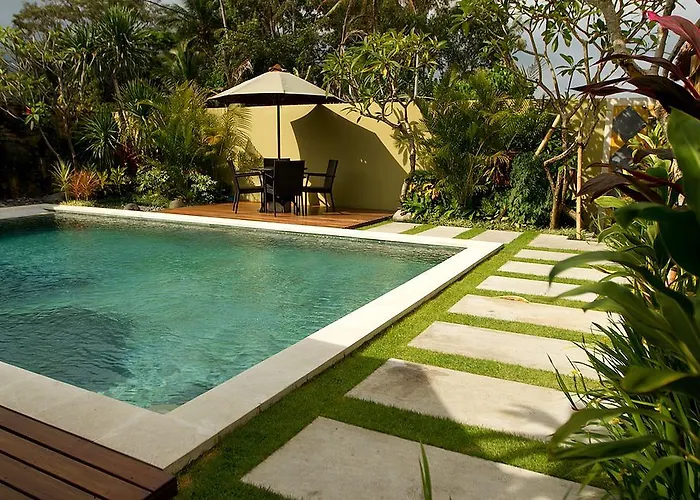 Parque de vacaciones Kubu Kedungu 3*